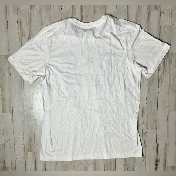 Adidas graphic T Shirt men's Large short sleeve White NWT - Picture 7 of 9